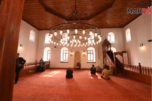 Depremde Ağır Hasar Alan Duraklı Camii, Yeniden İbadete Açıldı