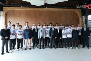 Başkan Toptaş, Efeler Ligi’ne yükselen Onikişubat Belediye Spor ile şampiyonluk yemeğinde buluştu