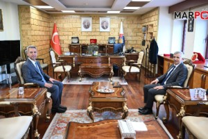 Vali Ünlüer’den Rektör Okumuş’a Hayırlı Olsun Ziyareti