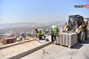 BALLICA MAHALLESİ’NDE KİLİT PARKE KALDIRIM VE MERDİVEN ÇALIŞMALARI TAMAMLANDI